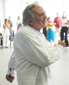 Rolando Toro